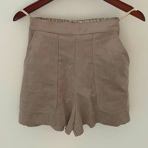 Aritzia Wilfred Suede Shorts